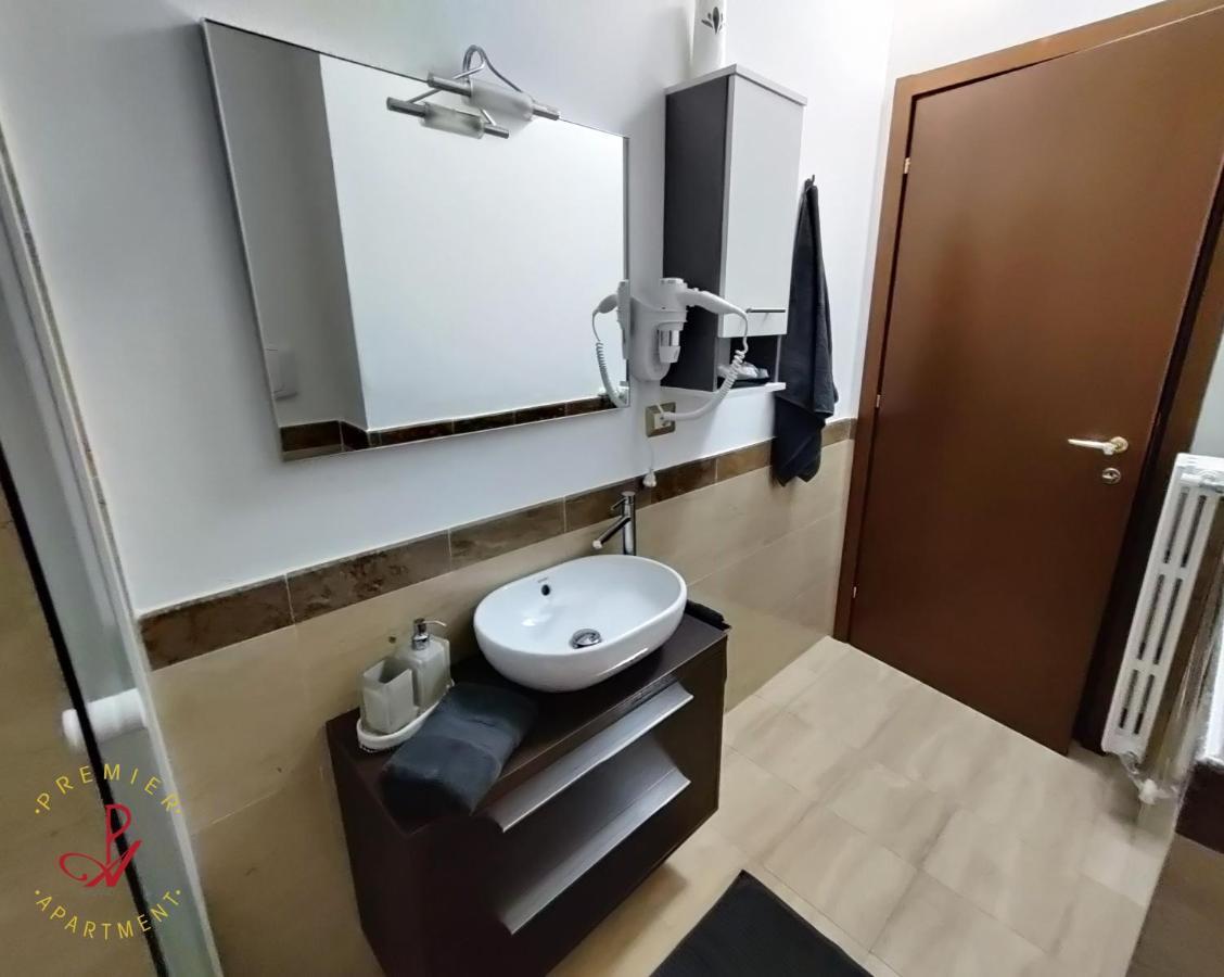 Premier Apartment Milano Екстер'єр фото
