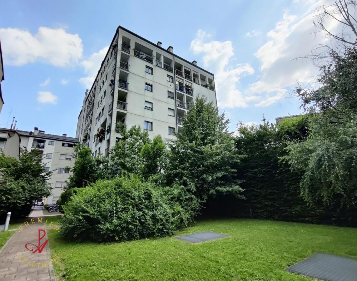 Premier Apartment Milano Екстер'єр фото
