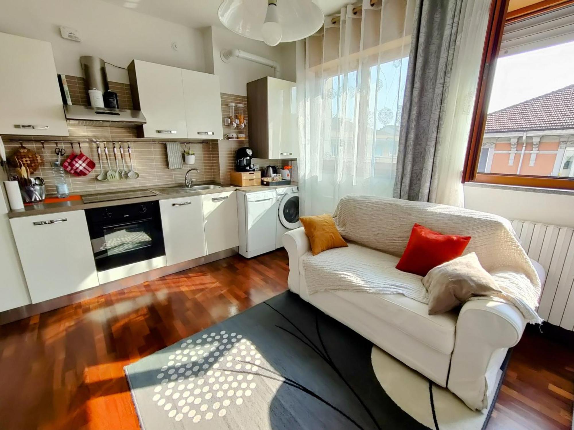 Premier Apartment Milano Екстер'єр фото